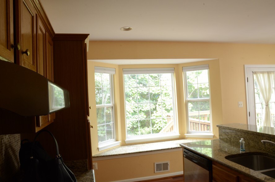 Building Photo - 12250 Winscombe Ter