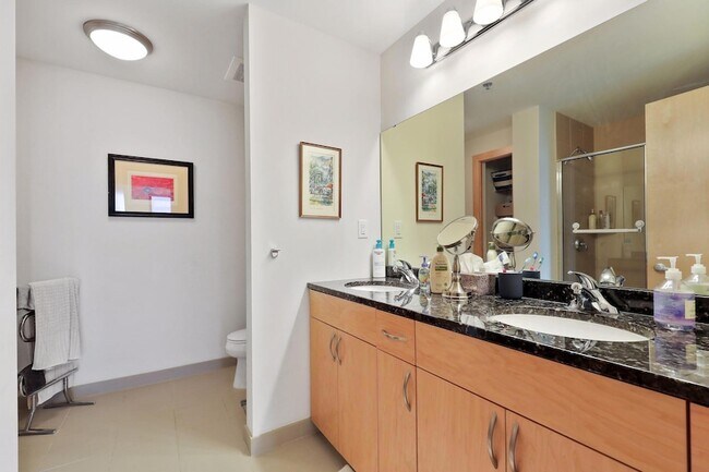 Building Photo - 1120 S 2nd St