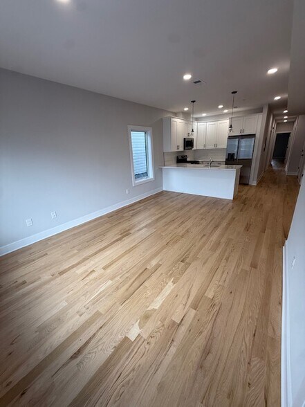 Unit 2 - - 6009 Jefferson St
