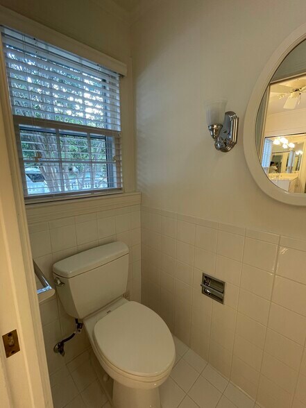 Primary bath - 1500 Preston Ave