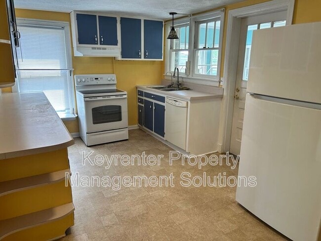 Building Photo - 3922 Churchville Ave
