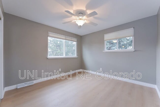 Building Photo - 7705 S Pontiac Ct