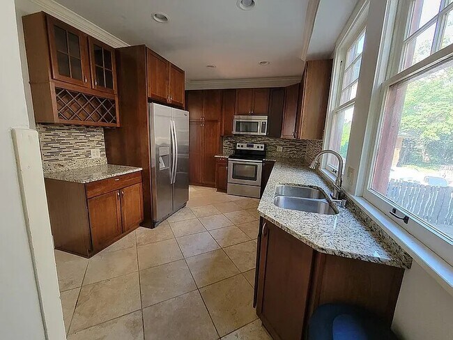 Building Photo - 3078 N Pennsylvania St