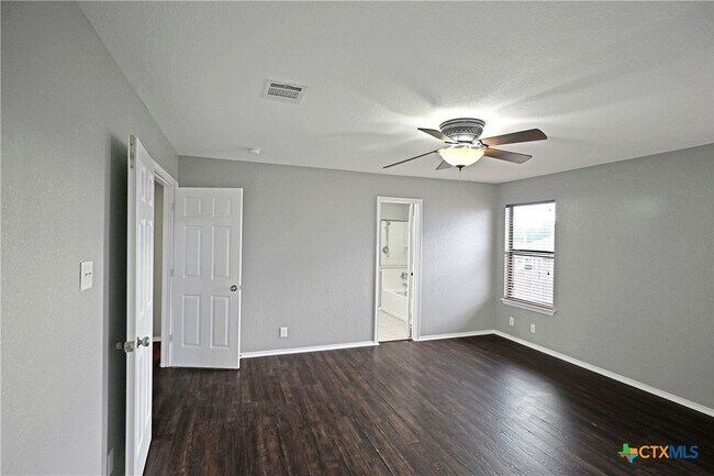 Building Photo - 264 Cordero Dr