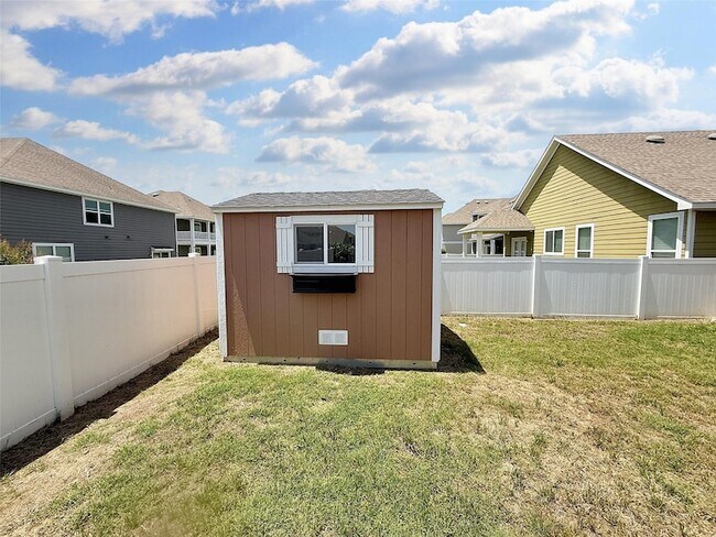 Building Photo - 8912 Cranston Ct