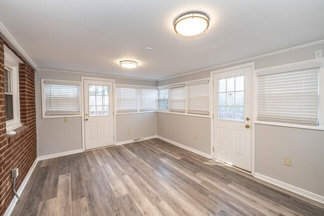 Building Photo - 6381 NC-73