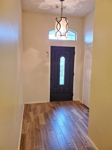 Building Photo - 18203 Afton Hollow Ln
