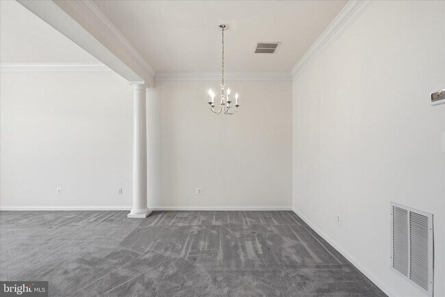 Building Photo - 25828 Kirkwood Square