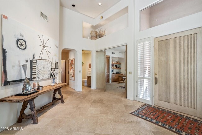 Building Photo - 7466 E High Point Dr
