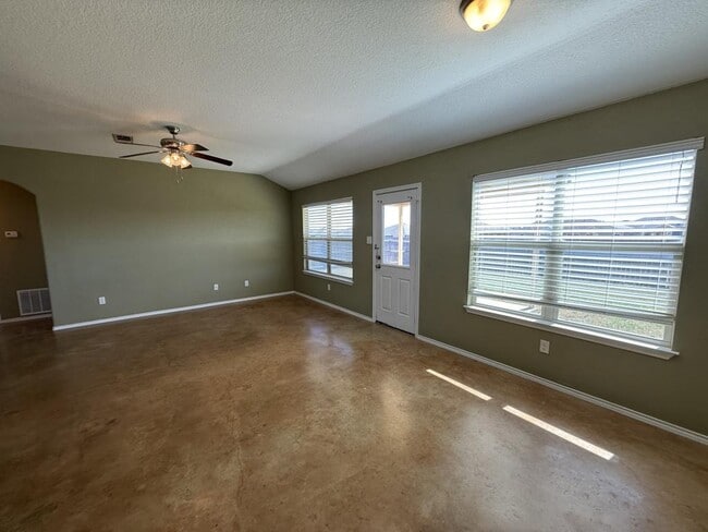 Building Photo - 3202 Rockwall Dr