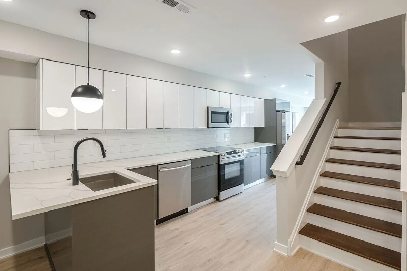 Primary Photo - 1715 N 25th St