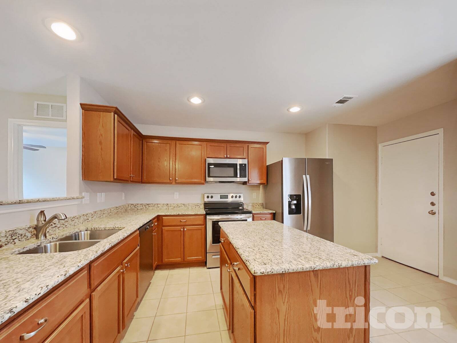 Building Photo - 6032 Fantail Dr