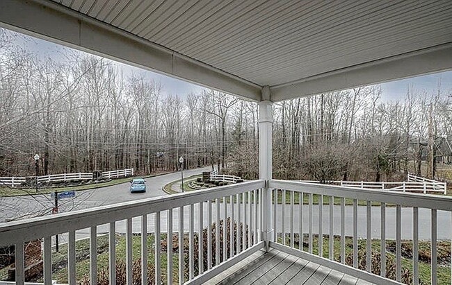 Building Photo - 6520 Brook Bend Way