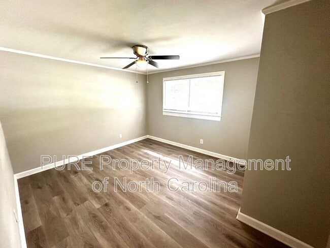 Building Photo - 108 Mendota Ave