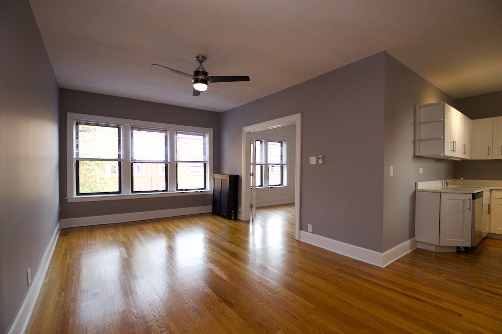 Building Photo - 632 W Stratford Pl