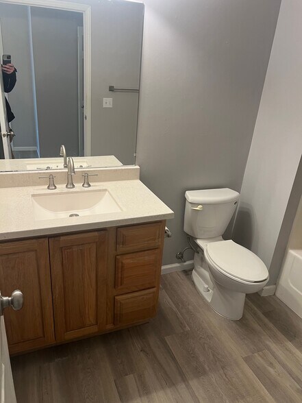 Building Photo - 615 11th Street Southwest