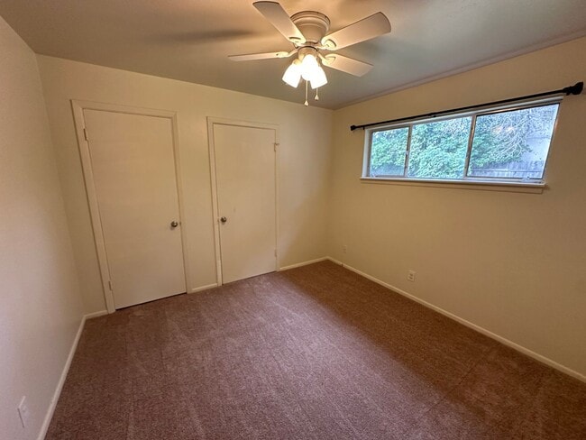 Building Photo - 3120 Alder Way