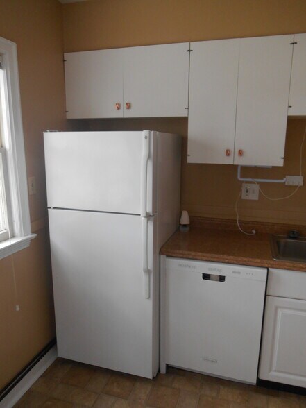 Kit - 2912 France Ave S