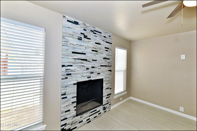 Building Photo - 6412 Pizarro St