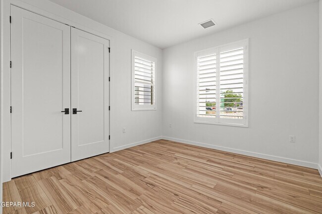 Building Photo - 13637 Chepstow Ct