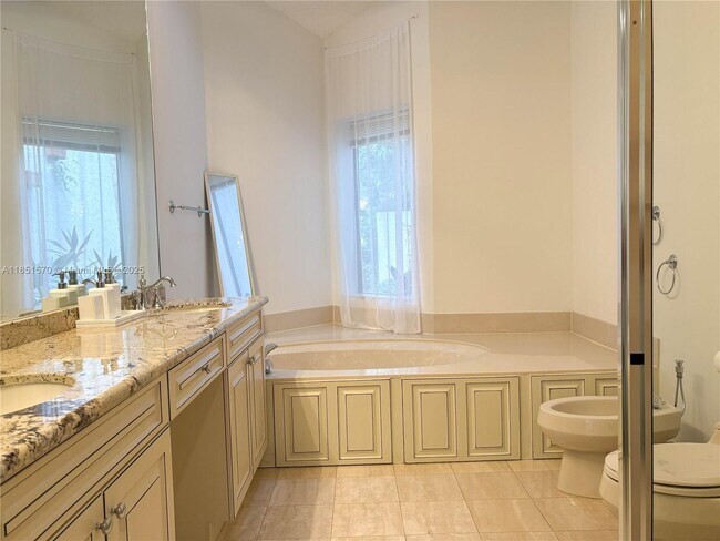 Building Photo - 2530 Windsor Way Ct
