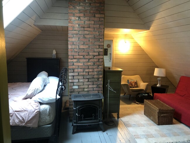 Bedroom with Fireplace - 193 Richmond Ave