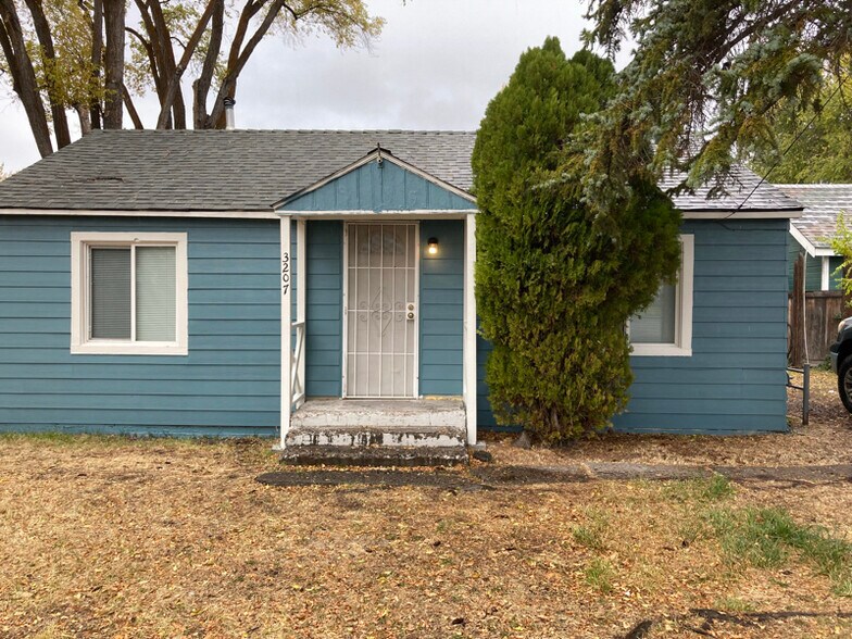 Primary Photo - 3207 Hilyard Ave