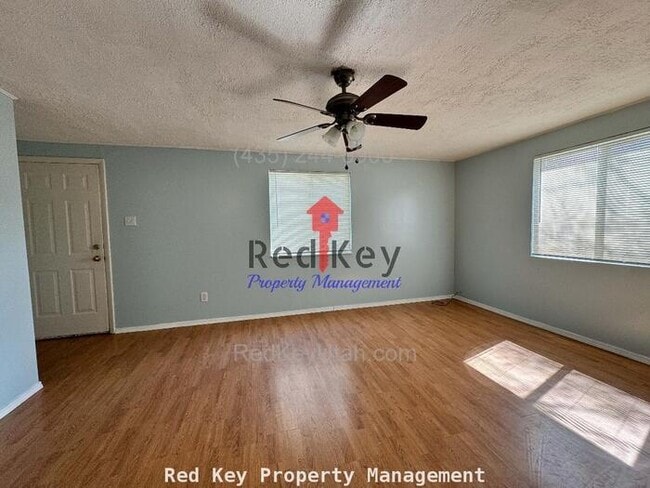 Building Photo - 130 S 100 W