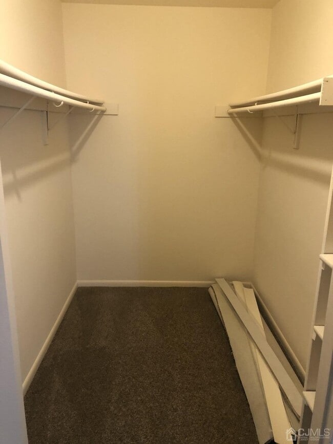 Building Photo - 1019 Ravens Crest Dr