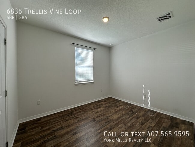 Building Photo - 6836 Trellis Vine Loop