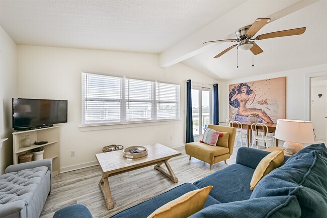 Building Photo - 3806 Concho Key