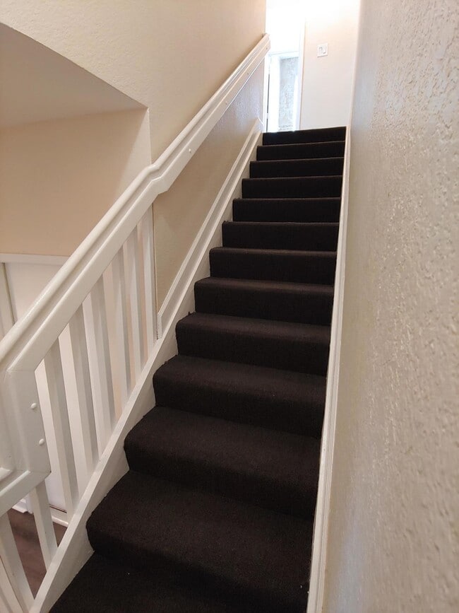 Building Photo - 3106 Shoma Dr