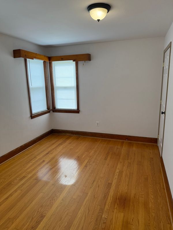 Building Photo - 1606 Littlestown Pike