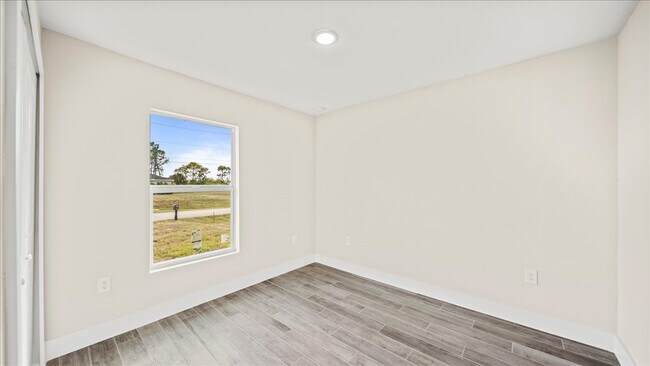 Building Photo - 2321 NW 30th Terrace