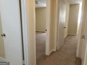 Building Photo - 305 River Oak Dr
