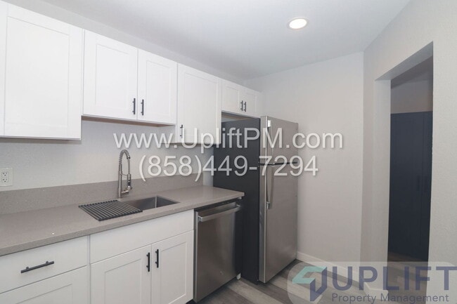 Building Photo - 4165 Wightman St