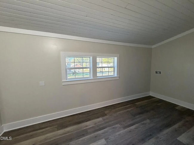 Building Photo - 211 North St