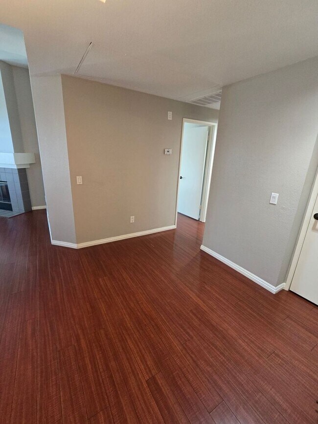 Building Photo - Spacious Remodeled Condo at River Colony Community in Mission Valley