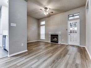 Building Photo - 3935 Pickett Pl Dr