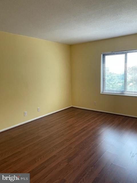 Building Photo - 309 Yoakum Pkwy