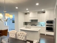 Building Photo - 504 Harmon Dr