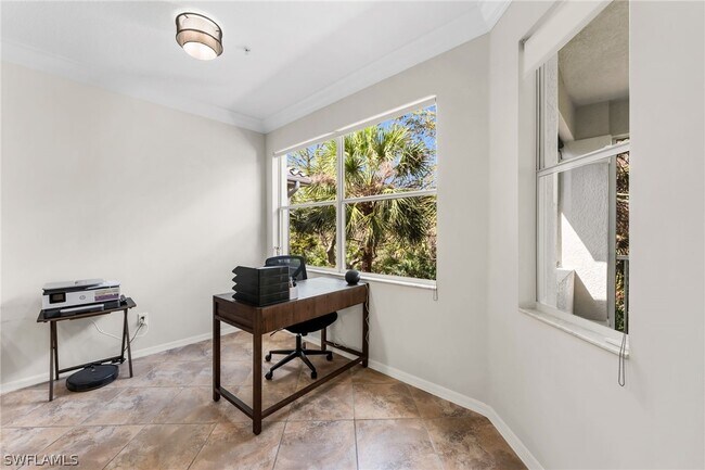 Building Photo - 12850 Carrington Cir