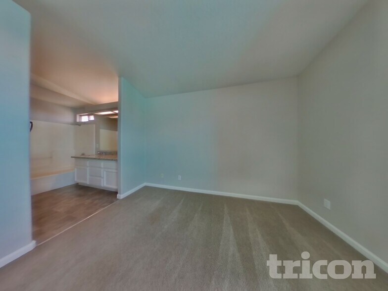 Building Photo - 4149 Shandwick Dr