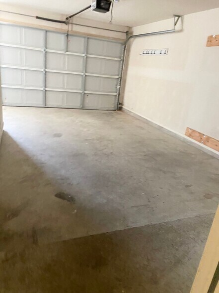 Building Photo - 4621 Michael Torres Dr