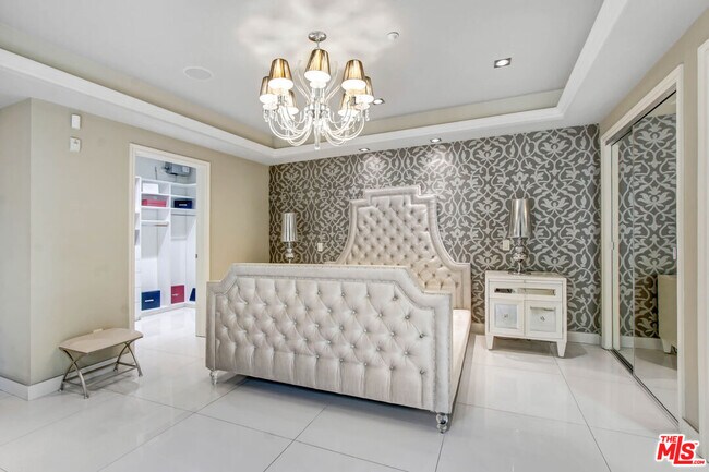 Building Photo - 11921 Dorothy St