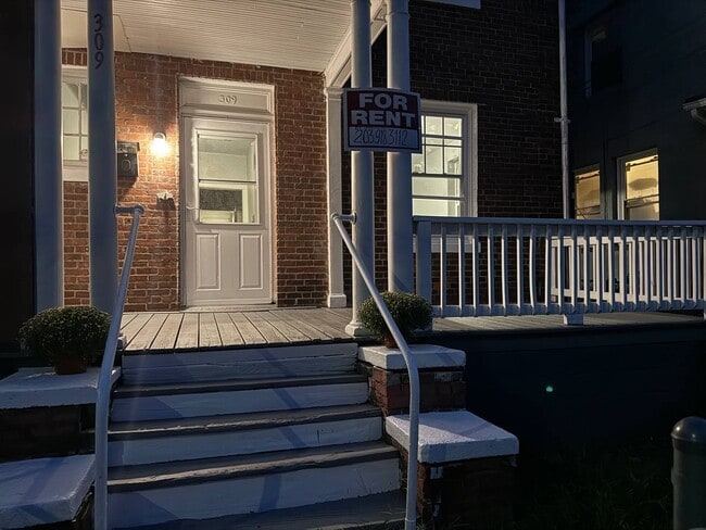 Building Photo - 309 East Ave