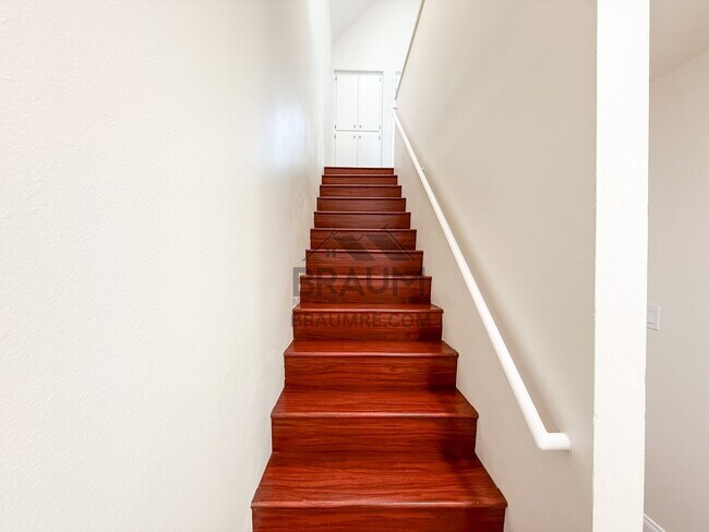 Building Photo - 14257 Friar St