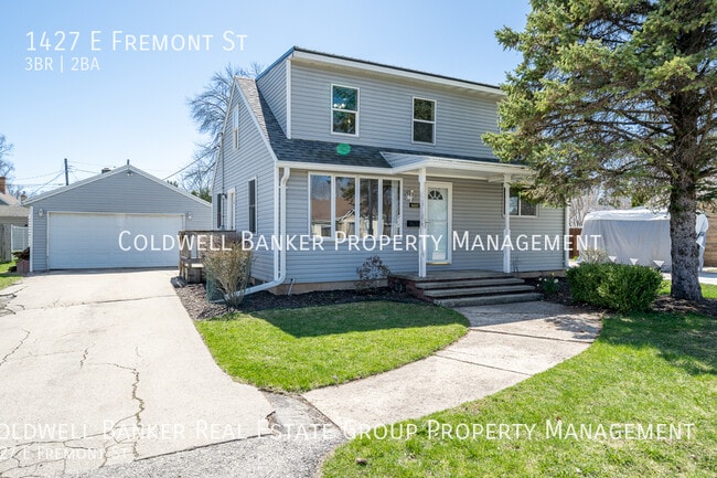 Primary Photo - 1427 E Fremont St