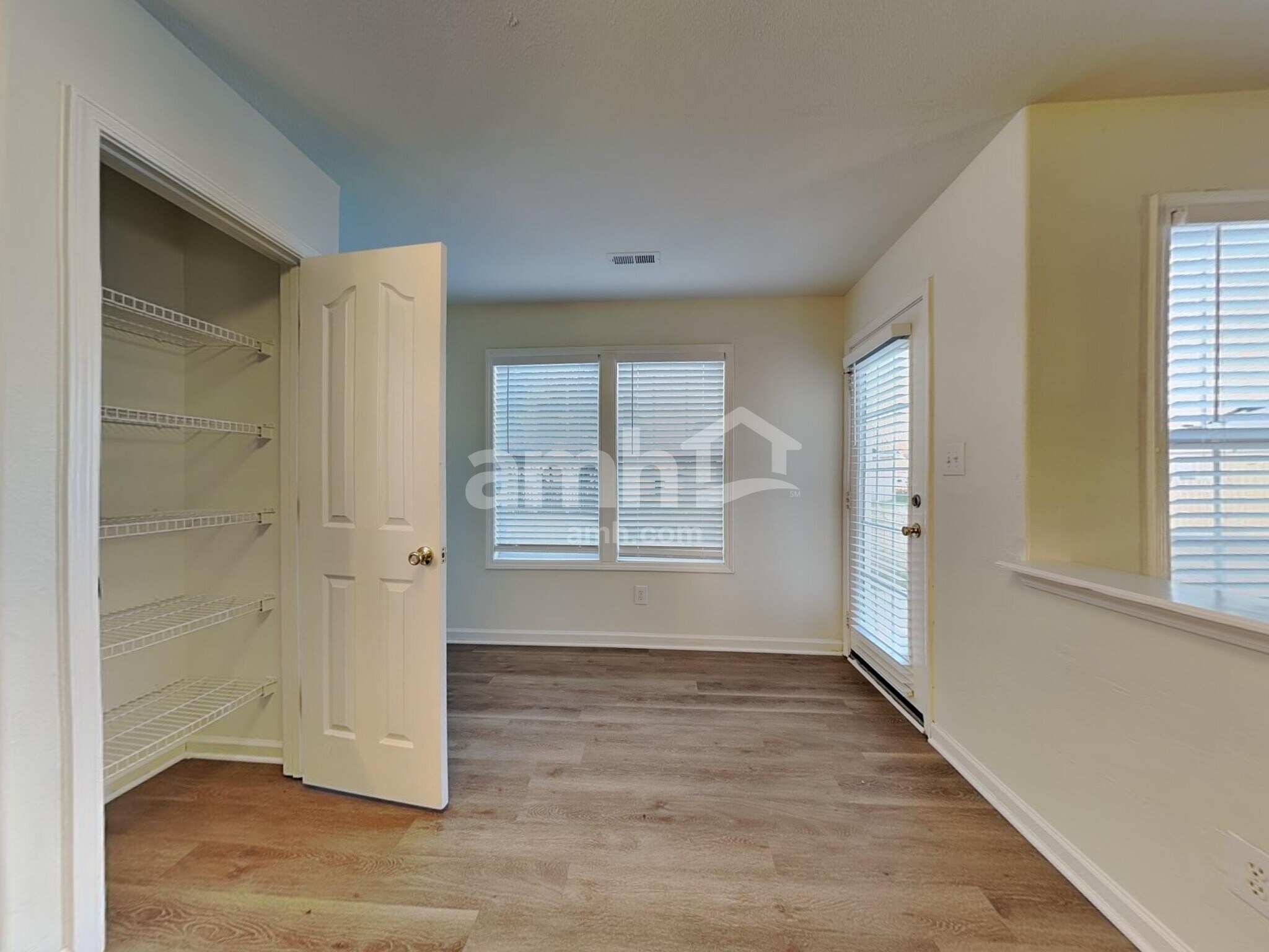 Building Photo - 13104 Young Fawn Ct