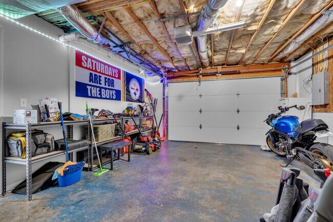 Building Photo - 261 Audrea Ln